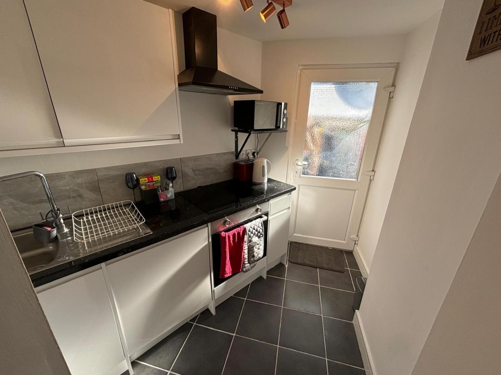 Modern & Cozy Gem - 10Min To City Center - Parking York Buitenkant foto