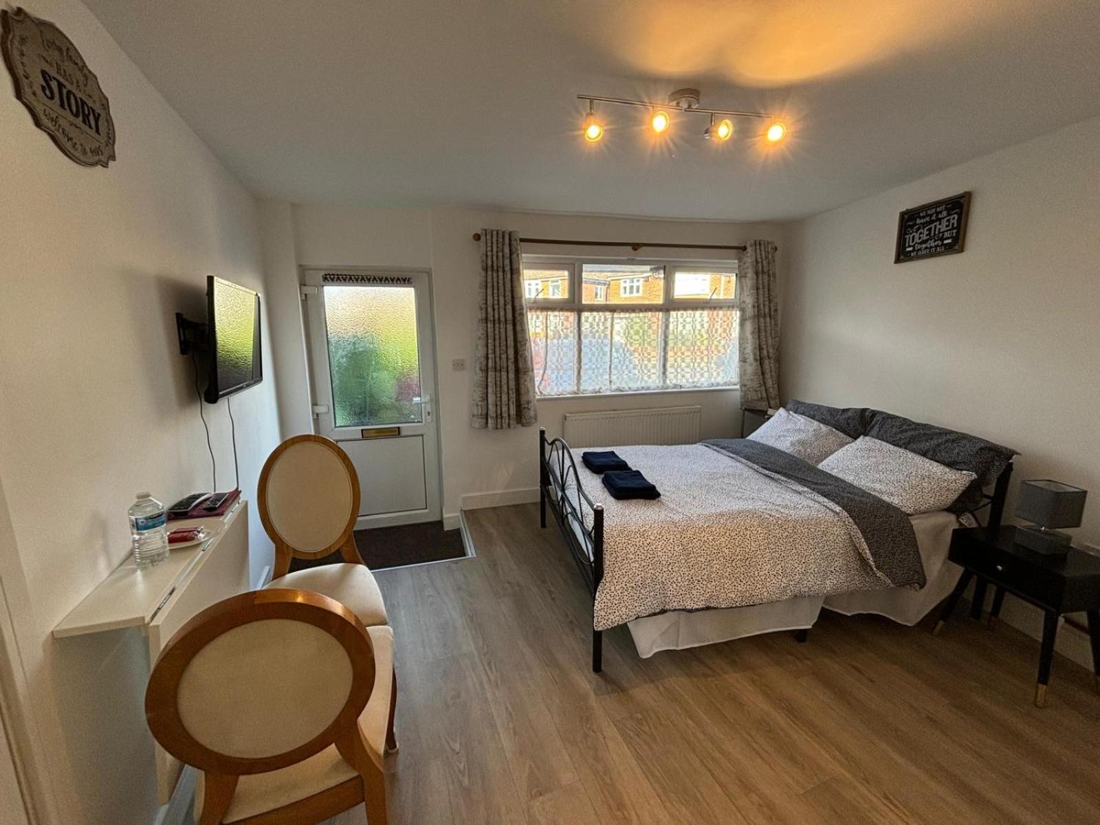 Modern & Cozy Gem - 10Min To City Center - Parking York Buitenkant foto